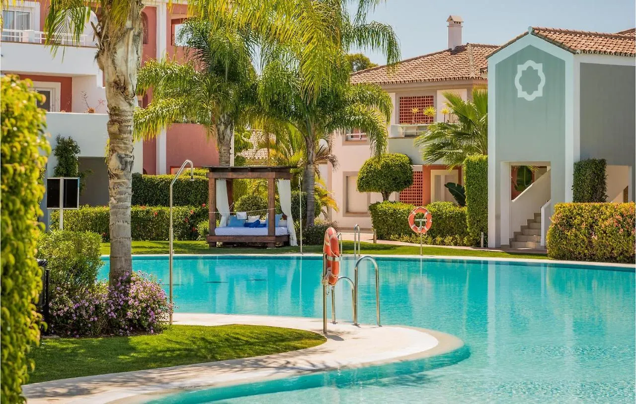 2 Bedroom Gorgeous Apartment In Estepona